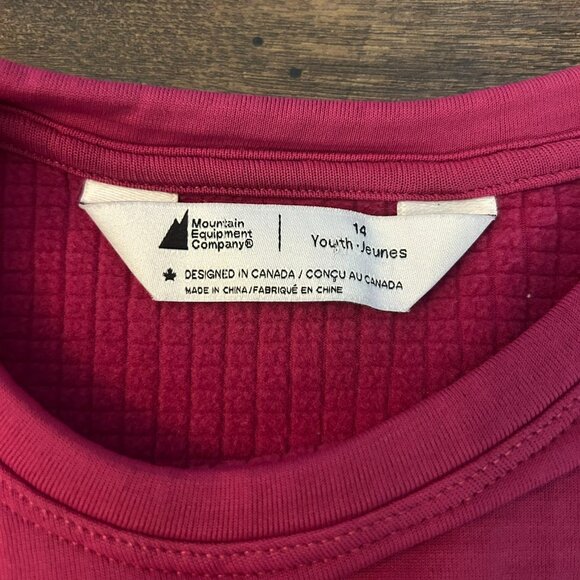 MEC Long Sleeve Insulated Tee Youth Size 14 - Picture 2 of 5